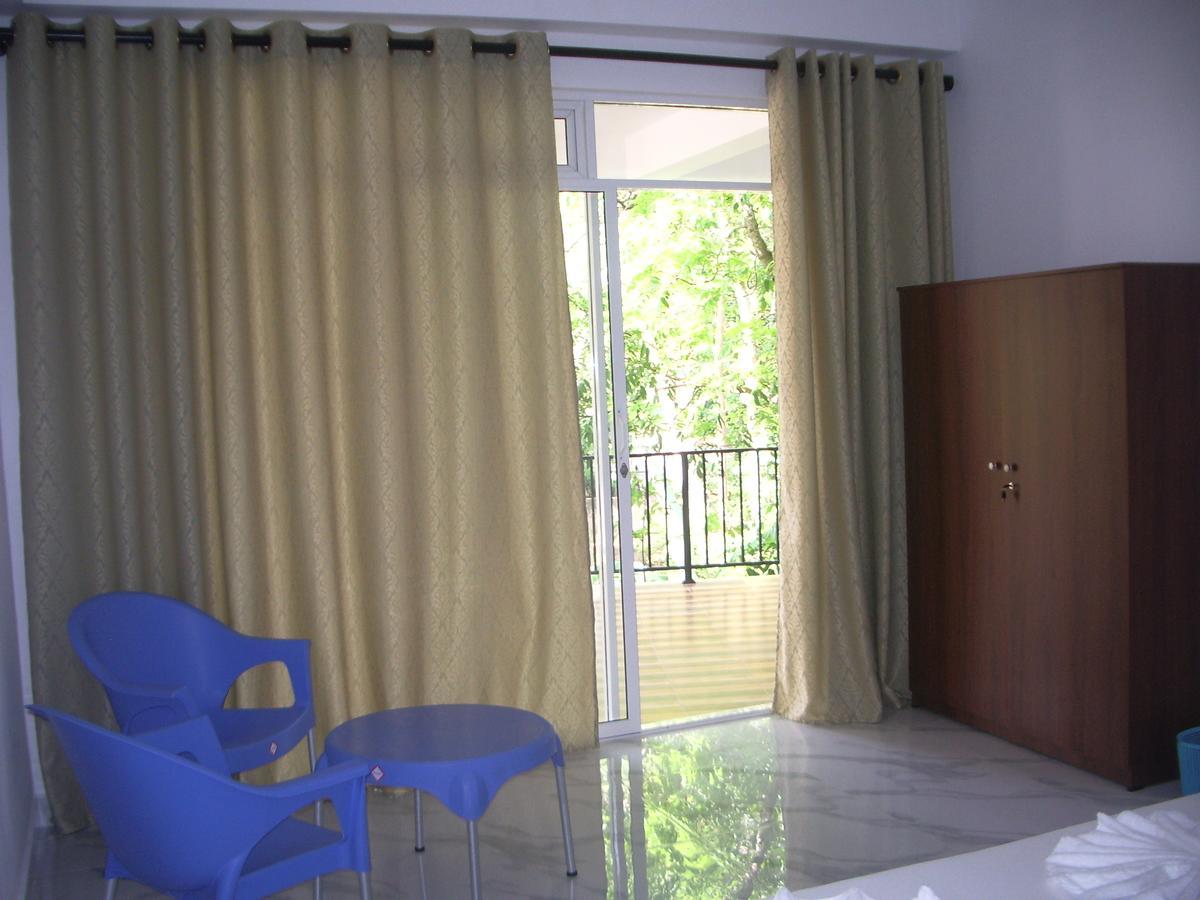 Hotel "Diana" Хикадува Екстериор снимка